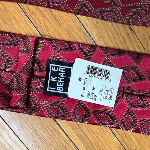 NWT IKE BEHAR TIE - Picture 4 of 5